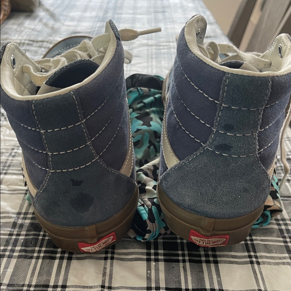 Vans Blue and White High-Top Sneakers - Picture 5 of 5
